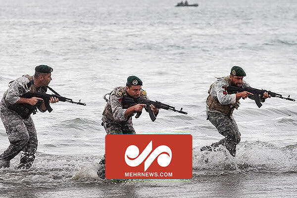 تصاویری از تمرین دفاع مستحکم یگان‌های نیروی دریایی ارتش