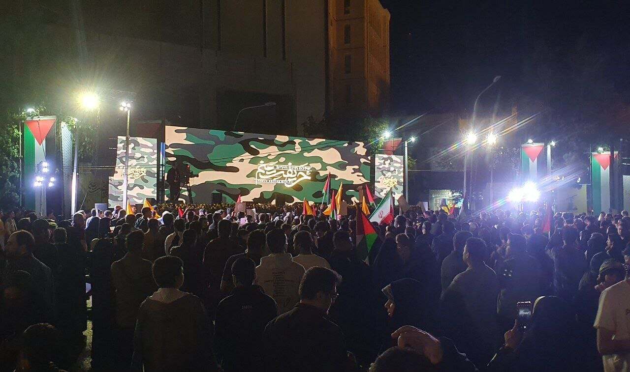 اجتماع عظیم عاشقان مبارزه با اسراییل در میدان فلسطین – خبرگزاری مهر  