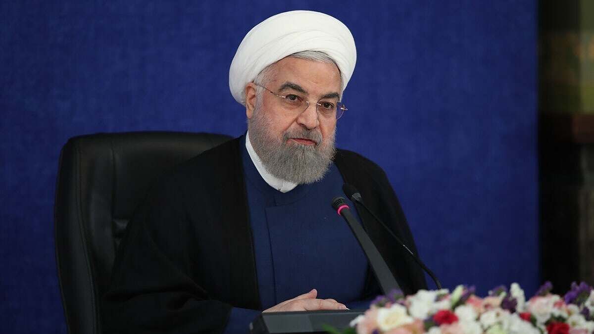 وحشت تندروها از حسن روحانی / پژمانفر: صلاحیت روحانی در انتخابات خبرگان نباید تایید شود