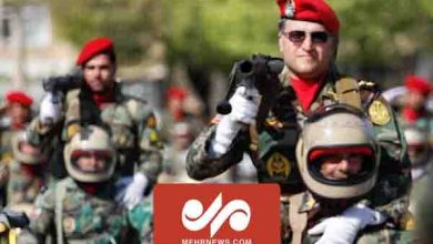 مراسم رژه روز ارتش با حضور رئیس جمهور و فرماندهان نیروهای مسلح