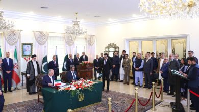 امضای ۸ سند همکاری مشترک میان مقامات ایران و پاکستان - هشت صبح