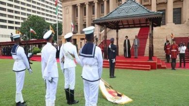 رییس‌جمهور در کاخ ریاست‌جمهوری سریلانکا مورد استقبال قرار گرفت - هشت صبح