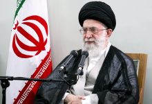 مقام معظم رهبری: ملت ایران نگران و دلواپس نباشند، هیچ اختلالی در کار کشور به وجود نمی‌آید /  همه برای سلامت رئیس جمهور دعا کنند