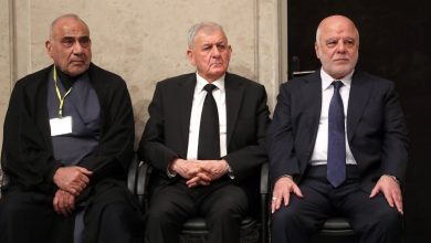عکس/ حضور رئیس جمهور و نخست‌وزیران پیشین عراق در مراسم بزرگداشت رئیس‌جمهور فقید و همراهان