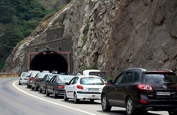 آخرین وضعیت جاده ها؛ ترافیک سنگین در جاده چالوس - هشت صبح