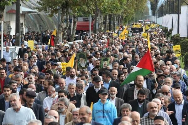 ۱۴ اردیبهشت، استمرار راهپیمایی جمعه‌های خشم در برخی استان‌ها - هشت صبح