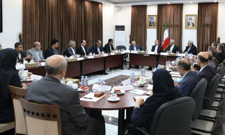 نشست هم اندیشی امورکنسولی نمایندگی‌های ایران در پاکستان برگزار شد - هشت صبح