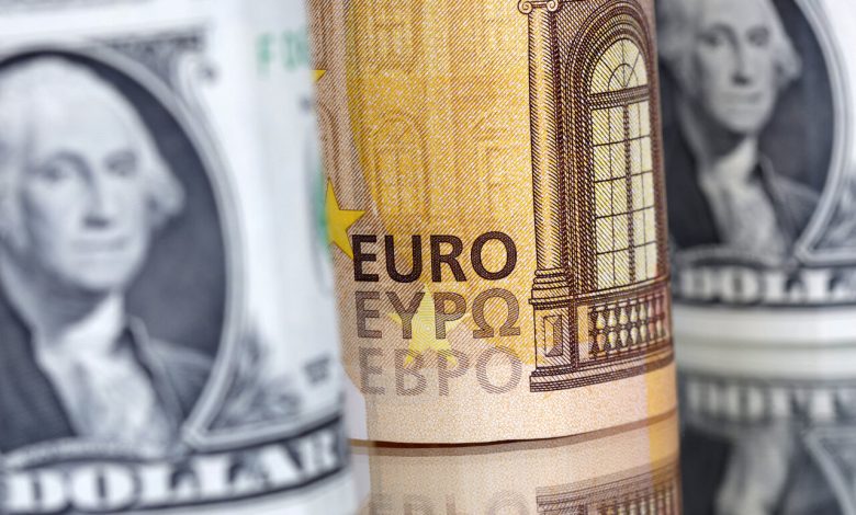 ثبات قیمت دلار و افزایش یورو امروز ۲۹ اردیبهشت در مرکز مبادله - هشت صبح