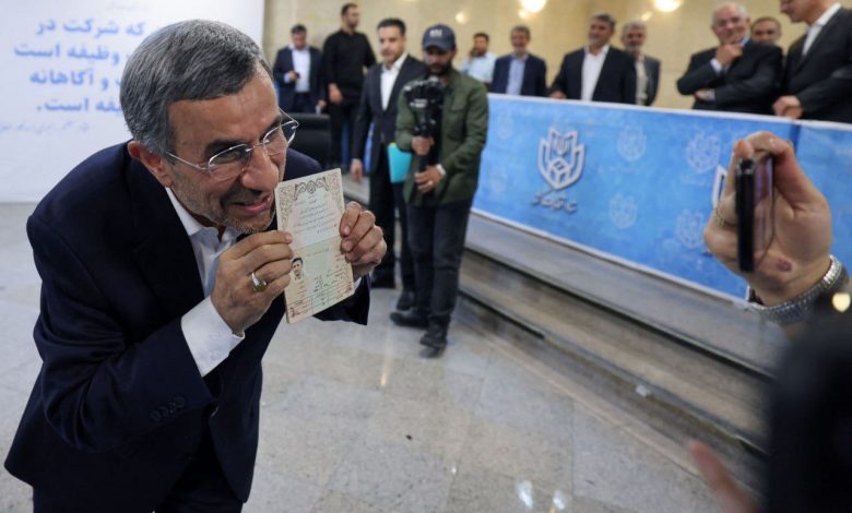 عکس/ تصویر جالب رویترز از احمدی نژاد