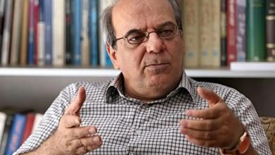 عباس عبدی: بسیاری از مردم معتقدند فرقی نمی‌کند چه کسی رییس‌جمهور شود؛ چون اصلاح روندهای جاری فراتر از اختیارات رییس‌جمهور است / امیدواریم این انتخابات حداقل بخشی از نگرانی‌های مردم نسبت به آینده را برطرف کند