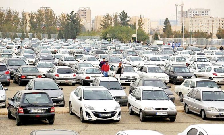 بازار خودرو در سراشیبی/ ریزش ۲۵ درصدی قیمت خودروهای داخلی