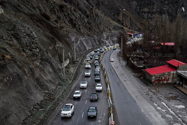 جاده چالوس و آزادراه تهران-شمال یکطرفه شد - هشت صبح