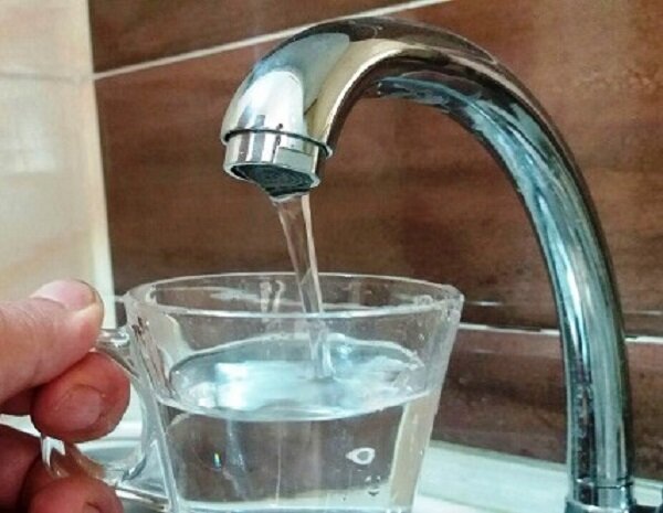 اصفهانی‌ها با صرفه جویی در مصرف آب در سقایی مشارکت کنند - هشت صبح