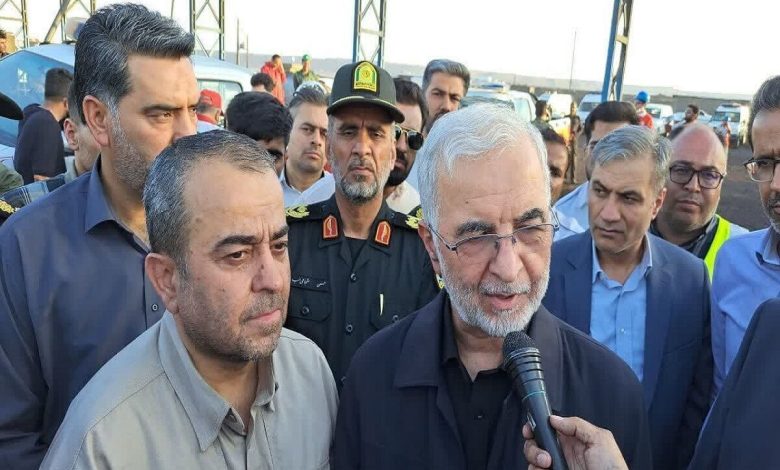 وزیر کشور: همچنان ۱۷ معدنچی در حادثه طبس در فاصله هزار متری دهانه ورودی تونل محبوس هستند / نیرو‌های امدادی در ۴۰۰ متری محل حبس معدنچیان قرار دارند / پیش بینی می‌شود [امدادگران] حداکثر تا فردا به کارگاه اصلی برسند