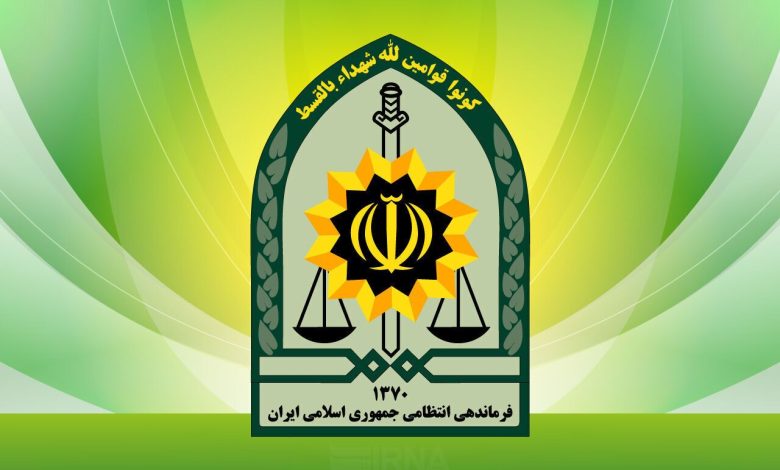 پلیس: معاون فرماندهی انتظامی سیب و سوران سیستان و بلوچستان ترور شد / این ترور داخل مغازه یکی از شهروندان انجام شد / صاحب مغازه نیز به شهادت رسید