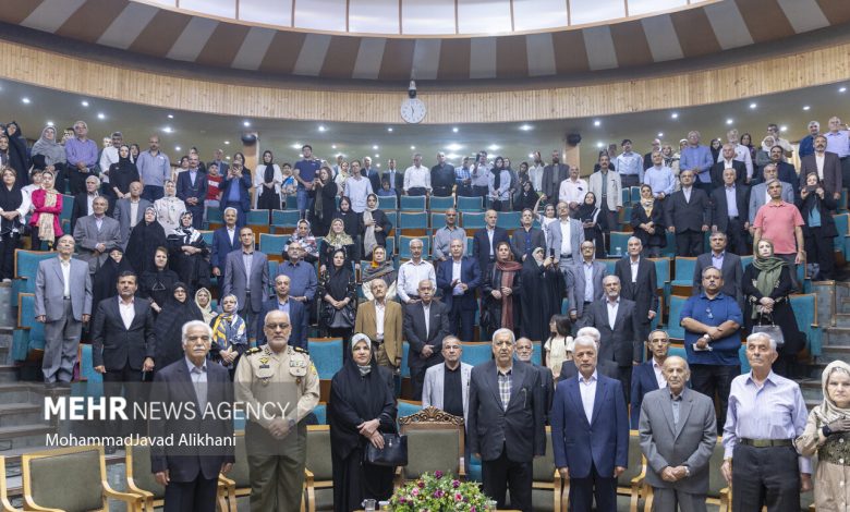 تکریم و تجلیل از بازنشستگان و پیشکسوتان دانشگاه فرماندهی ارتش