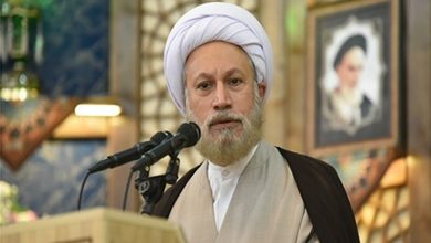 امام جمعه شیراز: ایران اسلامی سنگر مدافعان اسلام و منتظران امام زمان (عج) است / نیروی انتظامی جلوی هر فسق و فجور و ضد ارزشی بایستند؛ نه به عنوان یک گناه شخصی به عنوان اینکه این‌ها دارند نوکری بیگانه را می‌کنند