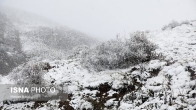 بارش برف پاییزی در روستای کوهپایه نشین اسپرز (تصاویر)