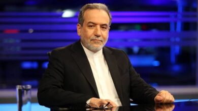 عراقچی: با گروسی قرار همکاری بیشتر در موضوعات مورد اختلاف را گذاشتیم/ اگر شورای حکام قطعنامه‌ای علیه ایران تصویب کند، ما هم اقدامات جدیدی در برنامه هسته‌ای خود انجام خواهیم داد که حتما آن‌ها دوست نخواهند داشت