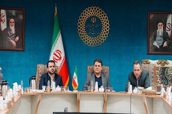 زینی وند: باید جوانان را به فعالیت‌های تشکلی ترغیب کنیم - هشت صبح