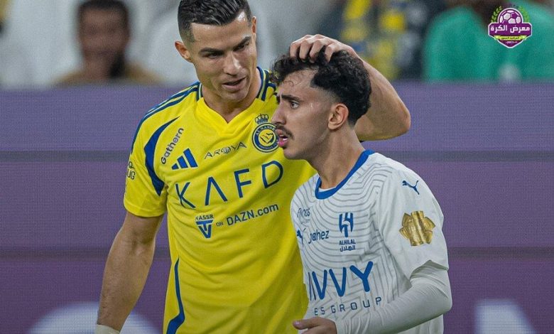 النصر ترمز الهلال را کشید