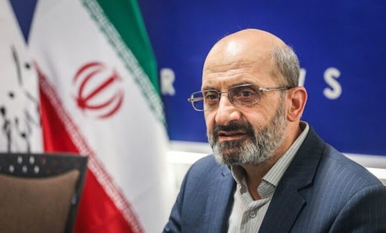 جلیلی، عضو شورای عالی فضای مجازی: مصوبه رفع فیلتر واتساپ و گوگلپلی هنوز قابلیت اجرایی ندارد