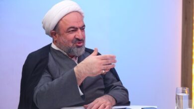 رسایی: باید تاسف خورد برای ورزشکارانی مثل محمد خاکپور که یا بدون اطلاع هستند یا اطلاع دارند و واقعیت‌ها را انکار می‌کنند / ورزشگاه آزادی با هزینه گزاف و با نظارت شرکت آمریکایی ساخته شد