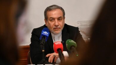 قهرمانپور، تحلیلگر سیاست خارجی: عراقچی پیشتر از ناممکن بودن احیای برجام سخن گفته بود اما حالا می گوید اگر آمریکا به برجام بر نگردد، مذاکره با آن در دستور کار نخواهد بود /دشواری بزرگ همین جاست: فقدان هماهنگی داخلی و نداشتن اجماع نظر / نمی توان به مذاکره خوش بین بود