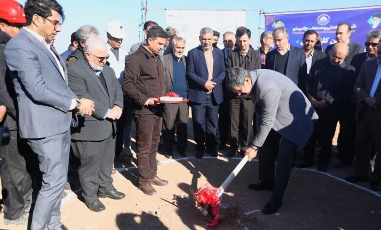 کلنگ‌زنی احداث پروژه کارخانه نورد میلگرد میبد - هشت صبح