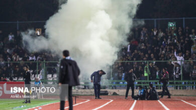 خیانت به پرسپولیس با تماس/چرا قهرمان ممنوع الورود شد؟