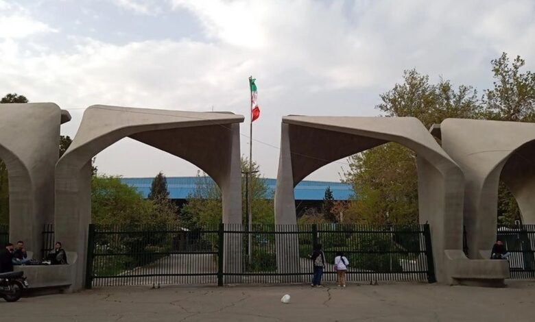معاون وزیر علوم: با هماهنگیهای صورت گرفته، روشنایی در کوی پروانه و خیابان کارگر برقرار شد/ دانشگاه تهران موظف شده تا در برخی مناطق، از نورافکن استفاده کند/ قرار شده در اطراف خیابانهای منتهی به کوی دانشگاه تهران، دوربینهایی جهت نظارت کار گذاشته شود