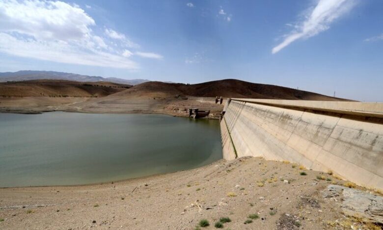 استاندار: وضعیت ذخایر سد‌های تامین‌کننده آب تهران مناسب نیست/ کاهش ۳۴ درصدی بارندگی نسبت به بلندمدت و ۱۲ درصدی نسبت به سال گذشته