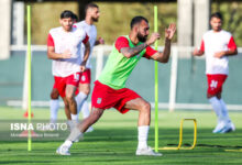 روزبه چشمی: هواداران برای بازی با امارات به ورزشگاه بیایند