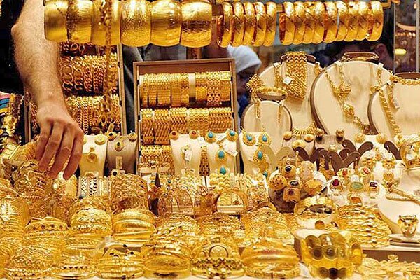 توصیه رئیس اتحادیه طلا به خریداران / مردم منتظر کاهش بیشتر قیمتها هستند