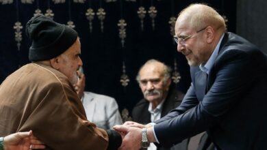 قالیباف درگذشت حاج اکبر بازوبند پیرغلام اهل بیت (ع) را تسلیت گفت - هشت صبح