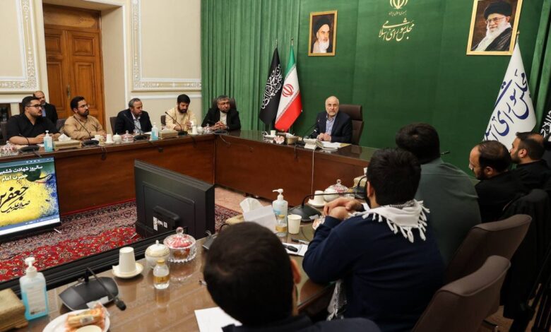 دیدار جمعی از بسیجیان دانشجویی کشور با قالیباف - هشت صبح