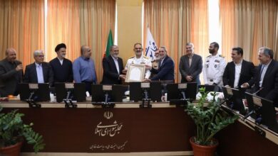 تقدیر کمیسیون امنیت ملی از مجاهدت‌های نیروی دریایی ارتش - هشت صبح