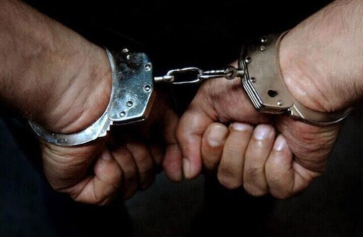 پلیس: دستگیری ۵ فعال غیرمجاز ارزی در پایتخت / در بازرسی از دفتر این افراد ارز بهارزش تقریبی ۲۱ میلیارد تومان کشف و ضبط شد