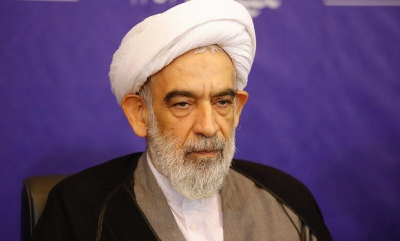 آیتالله قمی: اگر مذاکرات به نتیجه نرسد آمریکا مقصر است - هشت صبح