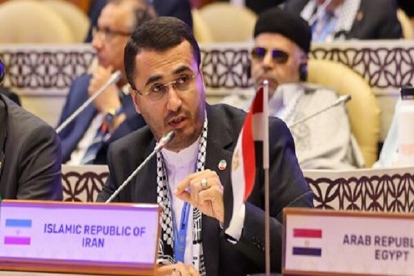 متفکرآزاد: ایران در امور داخلی یمن دخالتی ندارد - هشت صبح