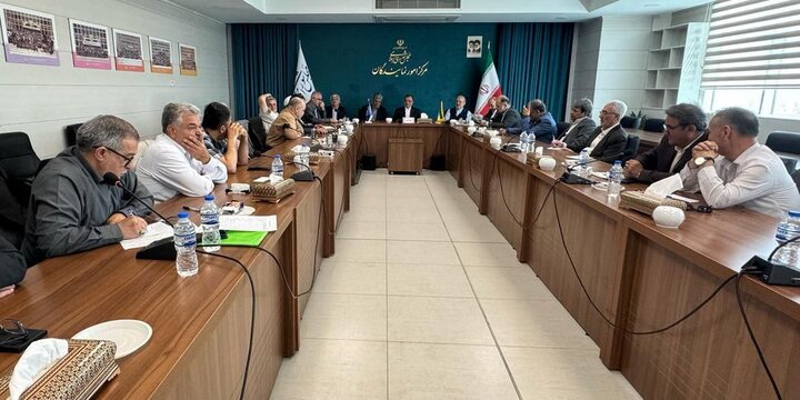 سنگدوینی: تصمیمگیری درباره گلستان را به تهران منوط نکنید - هشت صبح