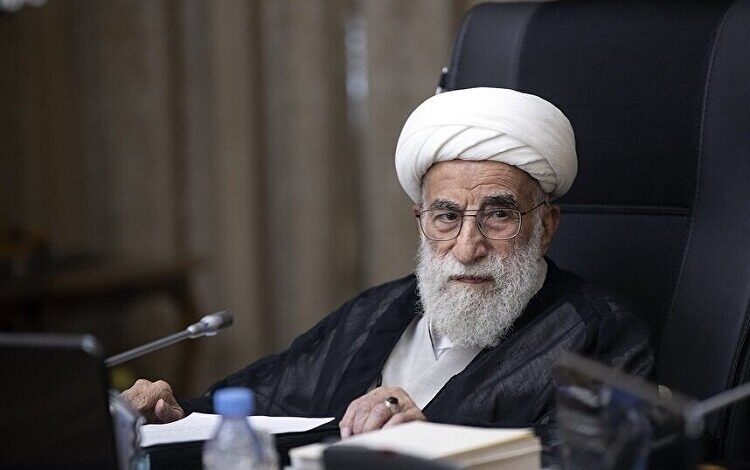 آیتالله جنتی: خواص در صحنههای سرنوشتساز حضور آگاهانه داشته باشند - هشت صبح