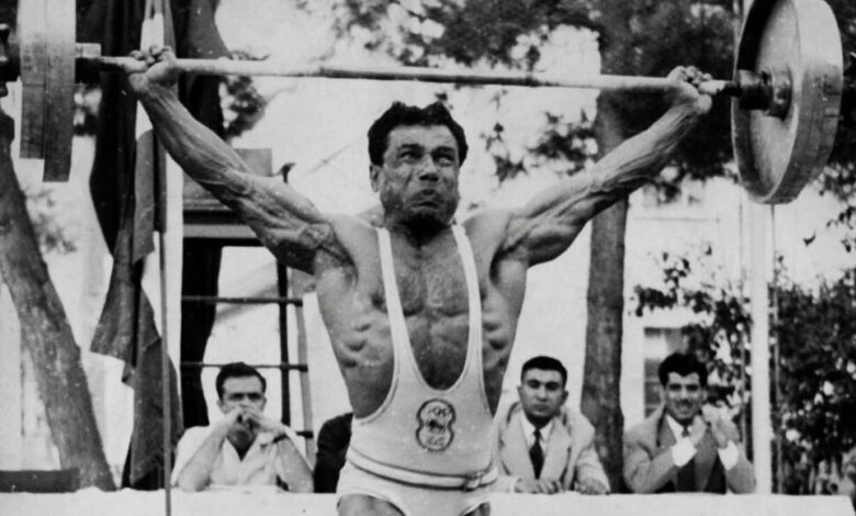 گزارش فدراسیون جهانی از محمود نامجو/ نجاری که ستاره شد