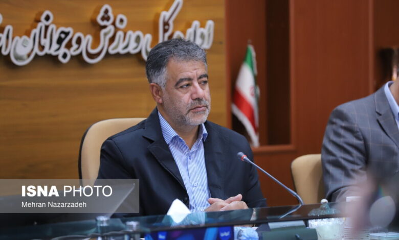 چمن جدید ورزشگاه یادگار امام (ره) باید ۱۰ سال در خدمت تراکتور باشد