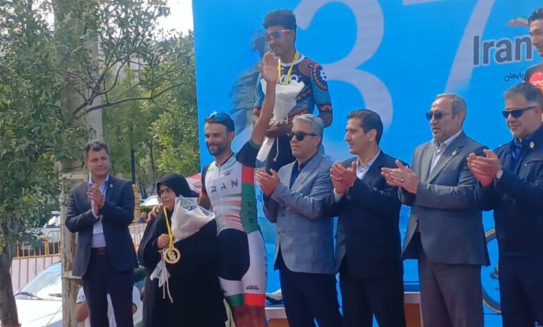 قهرمانی که مدالش را تقدیم مادرش کرد