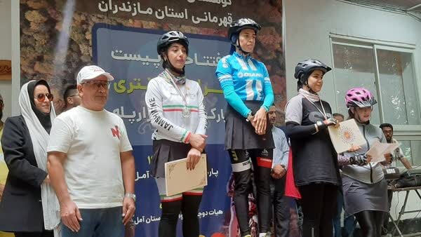 برترینهای مسابقات دوچرخهسواری کراسکانتری بانوان مازندران در آمل مشخص شد