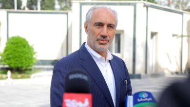 رئیس سازمان برنامه و بودجه: دولت در تلاش است که طرح پرداخت کالابرگ را با منابع مطمئن اجرا کند؛ این موضوع به خرداد ماه نمی‌رسد/ مطالبات گندم‌کاران تا ۱۰ روز دیگر پرداخت می‌شود