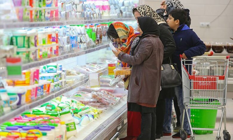گزارش مرکز آمار ایران از افزایش قیمت اقلام خوراکی طی یک سال: برنج ایرانی؛ ۷۰ درصد، شیر خشک؛ ۵۲ درصد، شیر پاستوریزه؛ ۳۸ درصد و کره پاستوریزه؛ ۸۶ درصد