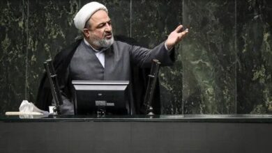 رسایی در مخالفت با وزیر پیشنهادی اقتصاد: مملکت را با ان‌شاءالله و ماشاءالله نمی‌شود اداره کرد/ مدنی‌زاده وزیر دوران جنگ نیست / مدنی زاده در گرانی بنزین سابقه دارد؛ با این تفکر چه نیازی به دشمن بیرونی داریم؟ / رای به مدنی زاده رای به بنزین ۲۰ و  ۳۰ هزار تومانی است / رئیس جمهور تجربه و تبحر در اقتصاد ندارد، معاون اول هم همین طور