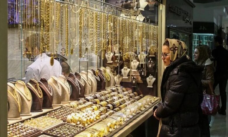 قیمت امروز طلا / طلای ۱۸ عیار، ۷ میلیون و ۳۳ هزار تومان / طلای ۲۴ عیار، ۹ میلیون و ۳۷۷ هزار تومان